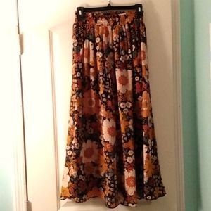Natural Life Lightweight Lined Skirt